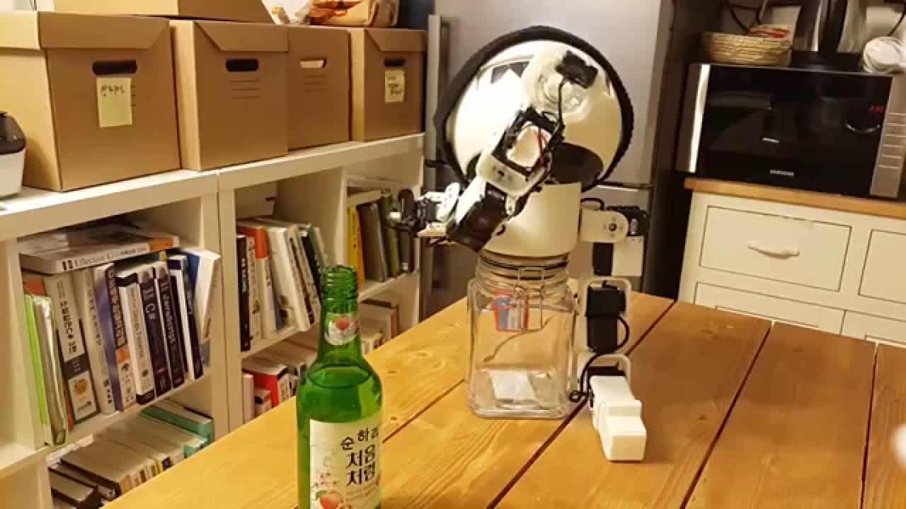 drinky robot camarade de beuverie