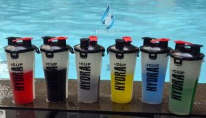 Le shaker musculation Hydracup est à double compartiment