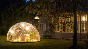 Le Garden Igloo est un abri de jardin design et moderne