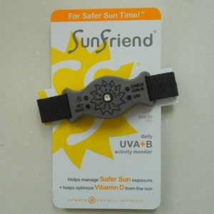 capteur bracelet UV Sunfriend contre les dangers exposition au soleil