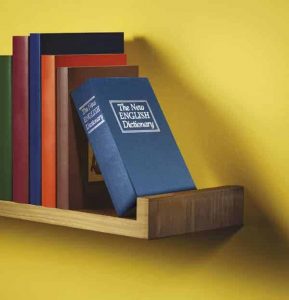 Le livre cachette thumbsUp! est un mini coffre fort discret
