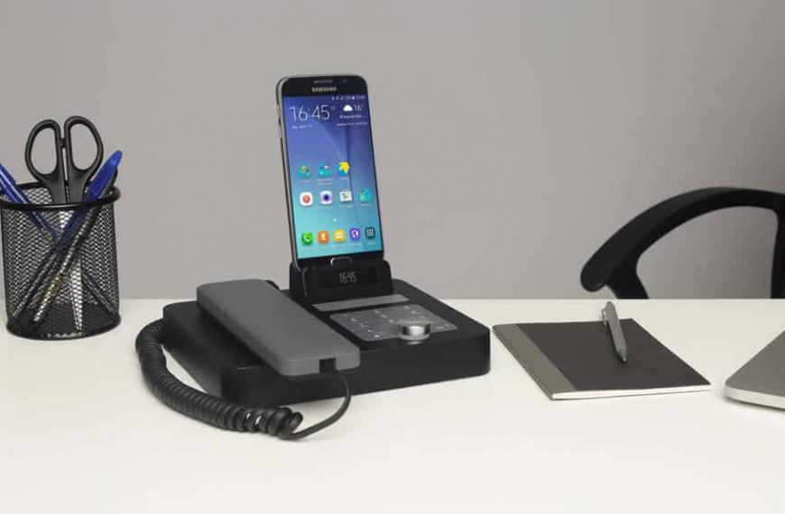 Le NVX 200 change votre mobile en téléphone de bureau professionnel