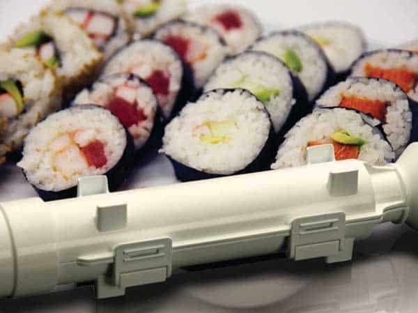 Sushezi, un appareil à sushis et à makis fonctionnant tel un bazooka