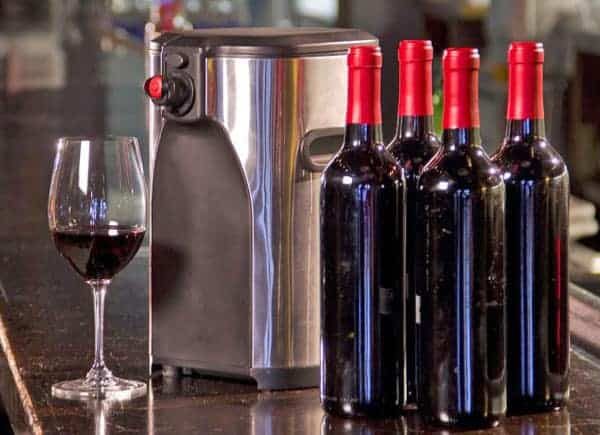 Boxxle, une fontaine distributeur élégante pour vin en cubitainer